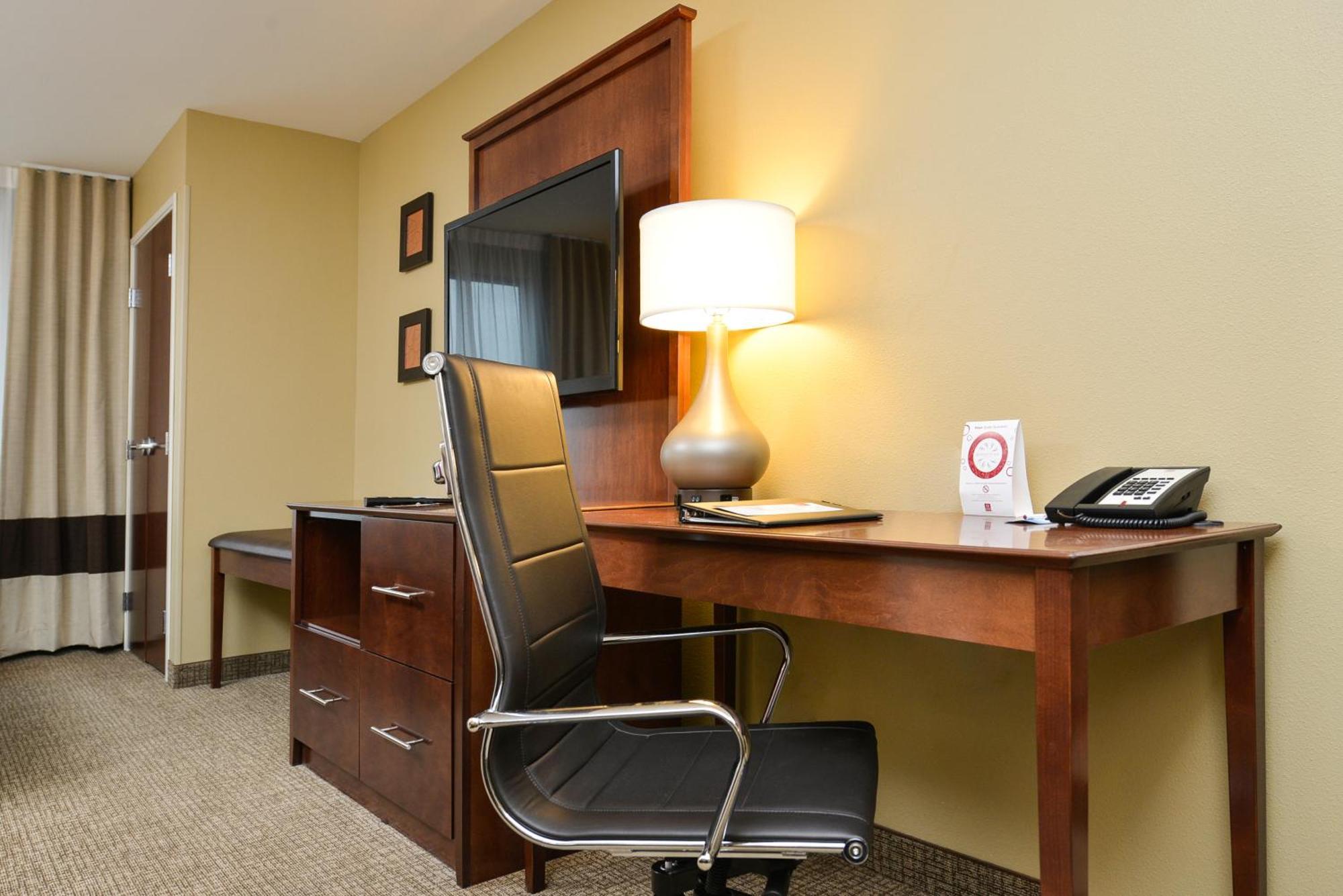 Comfort Suites Fargo Medical Center Oda fotoğraf